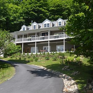 Bald Mountain House Inn At The Wolf Laurel Resort